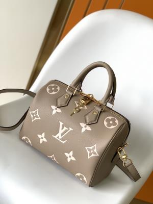 wholesale quality louis vuitton white speedy bandoulière 25 m58949 