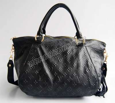 Louis Vuitton M95898 black