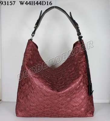 Louis Vuitton M93157 rose red