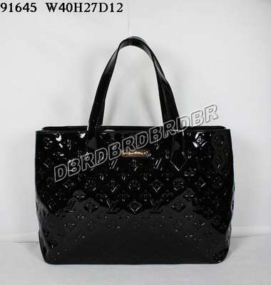 Louis Vuitton M91645 black