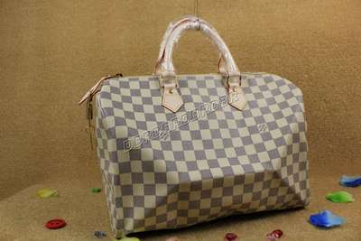 Louis Vuitton N41524 white