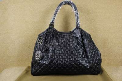 Discount Luxury Handbags Gucci 211943keyhu_1970 Wholesale