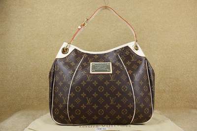 Louis Vuitton M56382