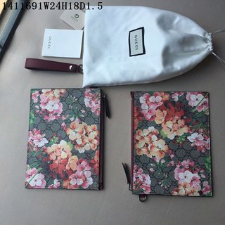 Gucci Wallet 1411691 35715