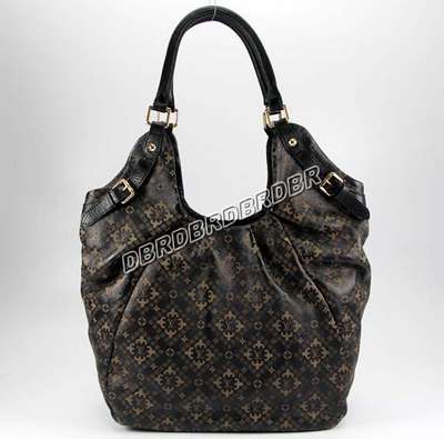 Louis Vuitton M98118 black