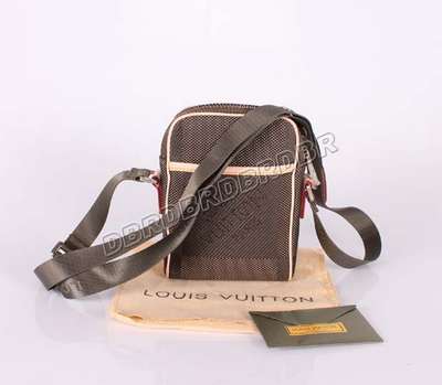 Louis Vuitton M93621 kf