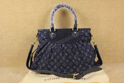 Louis Vuitton M95351 ke